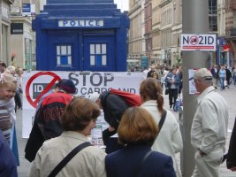 Picture of a Glasgow NO2ID stall by the police box in Buchanan Street
